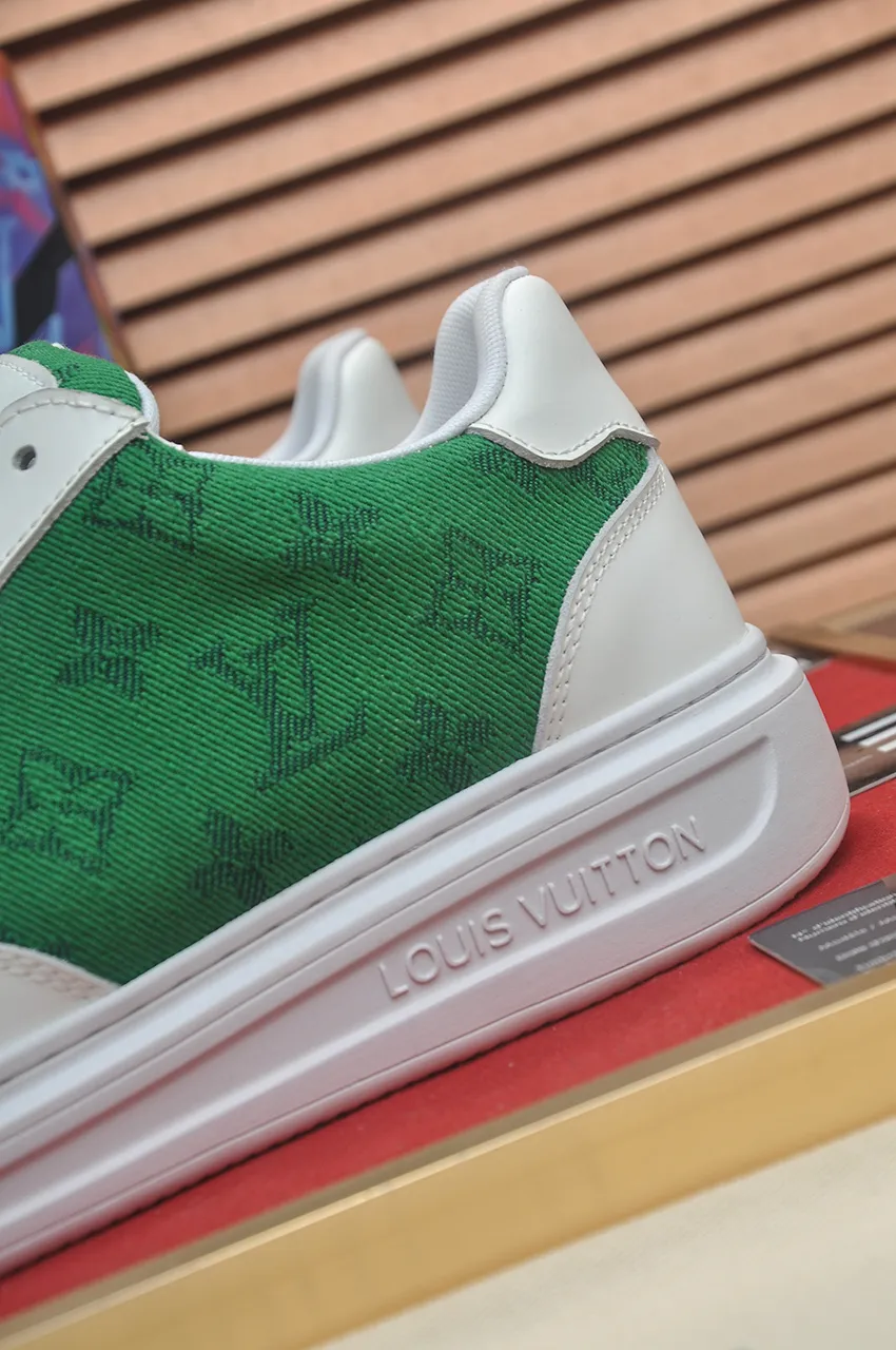 Men's shoes 💰540💶[LOUIS VUITTON] Original order price (water-dyed cowhide lining) new model 🍀LV Louis Vuitton * - top version of LV classic trendy shoes! Made of imported original cowhide, water-dyed cowhide lining, and original wear-resistant rubber outsole! High quality products! Code number 38-45 (45 is custom-made and cannot be returned or exchanged)